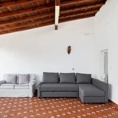 Altido Exclusive Villa With Terrace And Swimming Pool 別荘 *