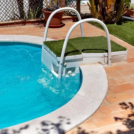 Holiday home Altido Exclusive Villa With Terrace And Swimming Pool Lisbon