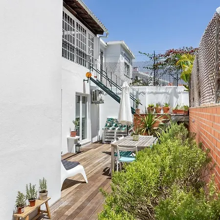 Altido Exclusive Villa With Terrace And Swimming Pool Lisbon