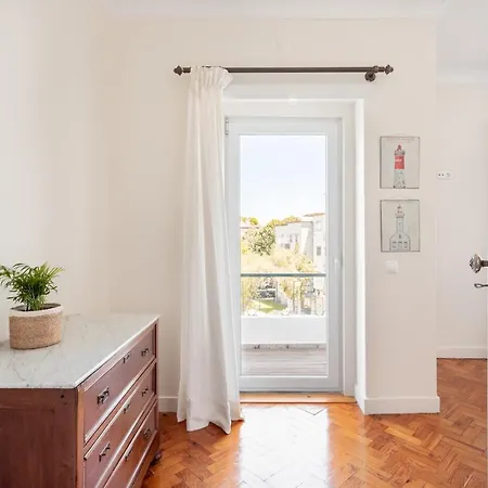 Altido Exclusive Villa With Terrace And Swimming Pool Lisbon