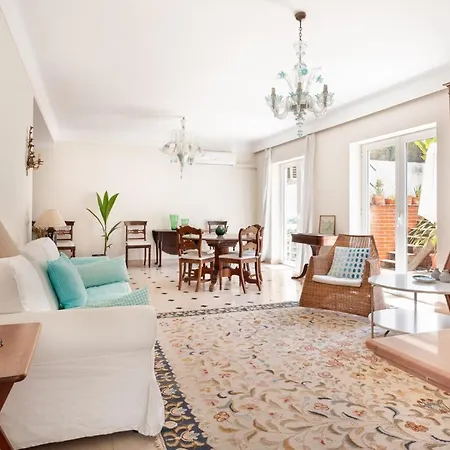 Altido Exclusive Villa With Terrace And Swimming Pool Lisbon