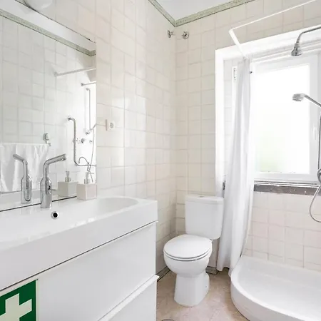 Altido Exclusive Villa With Terrace And Swimming Pool Holiday home Lisbon