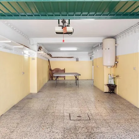 Holiday home Altido Exclusive Villa With Terrace And Swimming Pool Lisbon